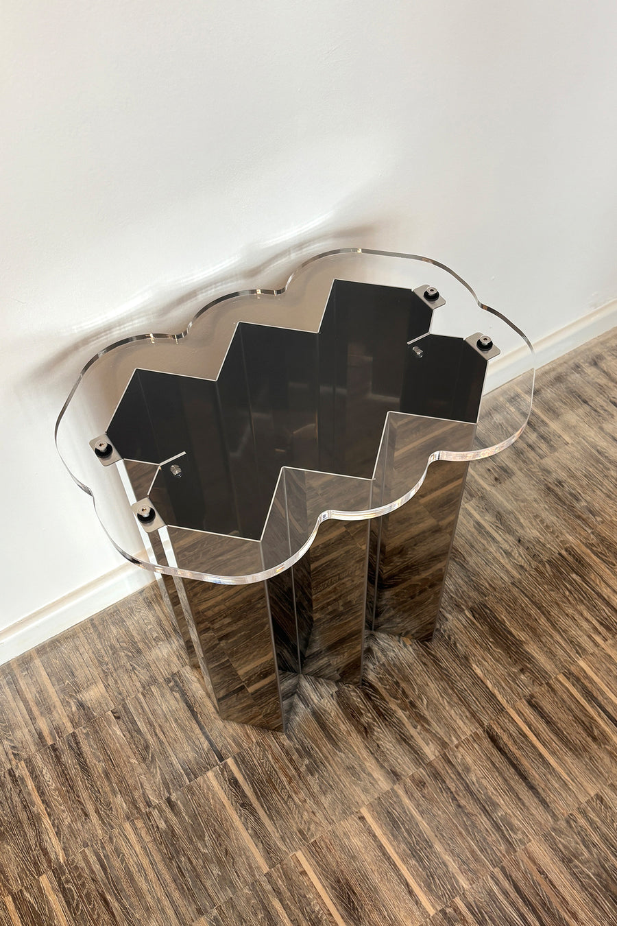 ZIGZAG SIDE TABLE / STOOL