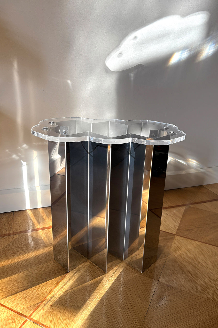 ZIGZAG SIDE TABLE / STOOL